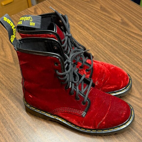 Vintage Red Velvet Doc Martens 8-Eye Boots - UK5 - Picture 6 of 12